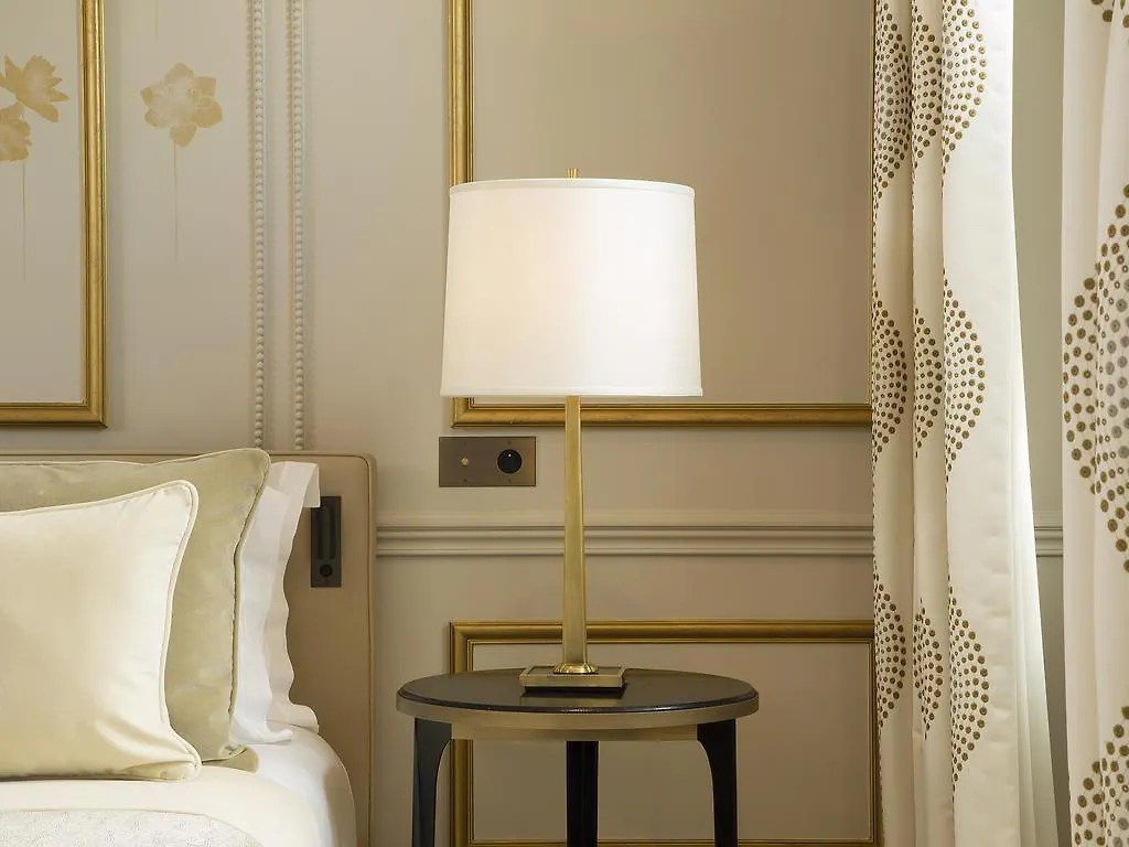 Le Narcisse Blanc Hotell Paris