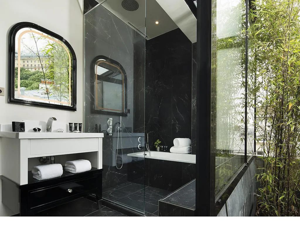 Le Narcisse Blanc Hotell 5*